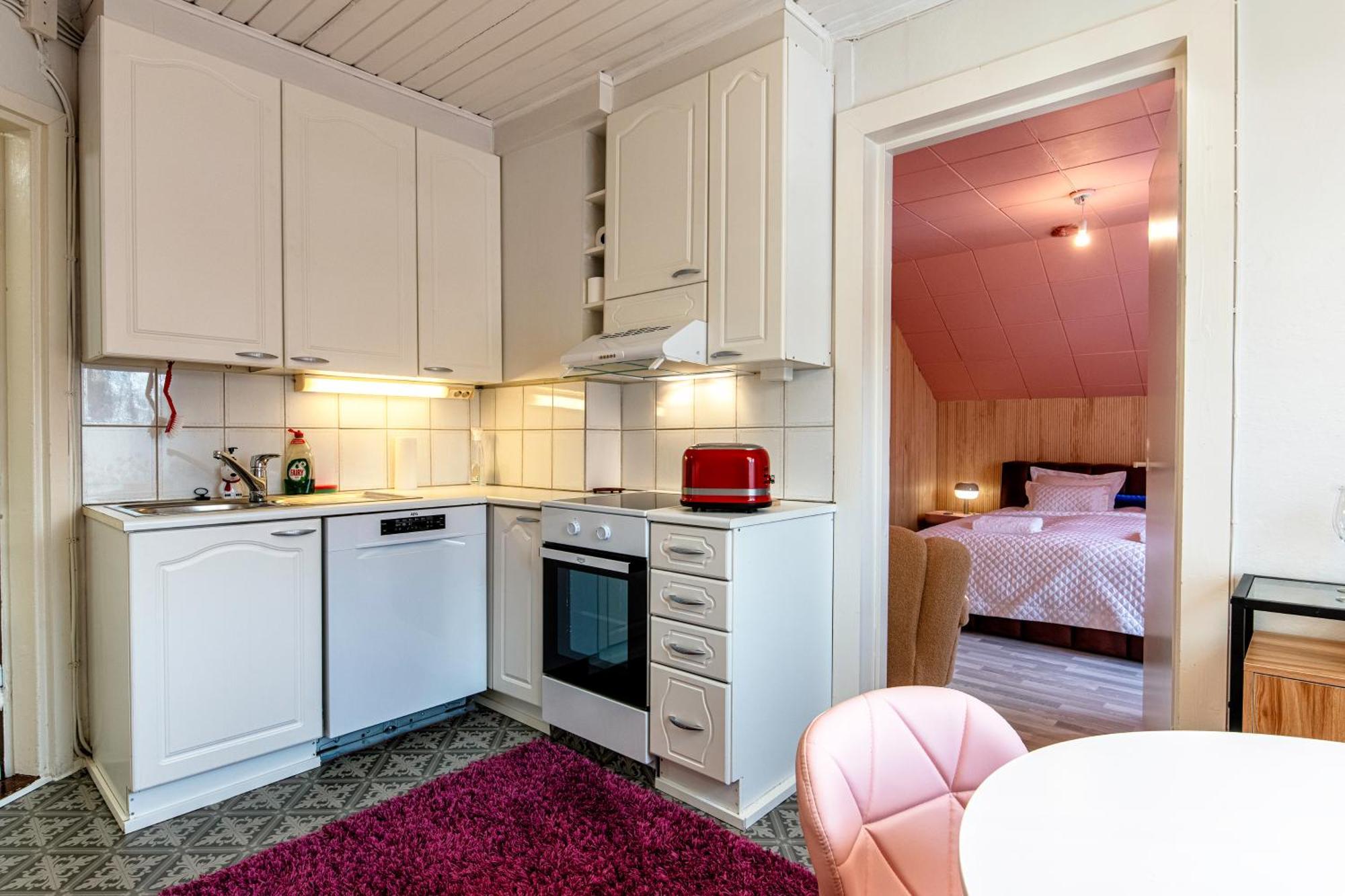Kalle'S Unluxury Guest House Cl0Sed From 1St Of Feb 2025 Helsinki Exterior foto